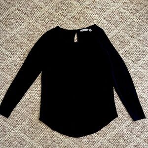 Black sport blouse size medium